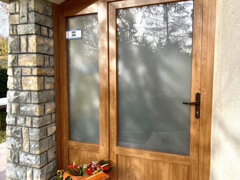 Porte d'entrée PVC sur mesure avec Technilux